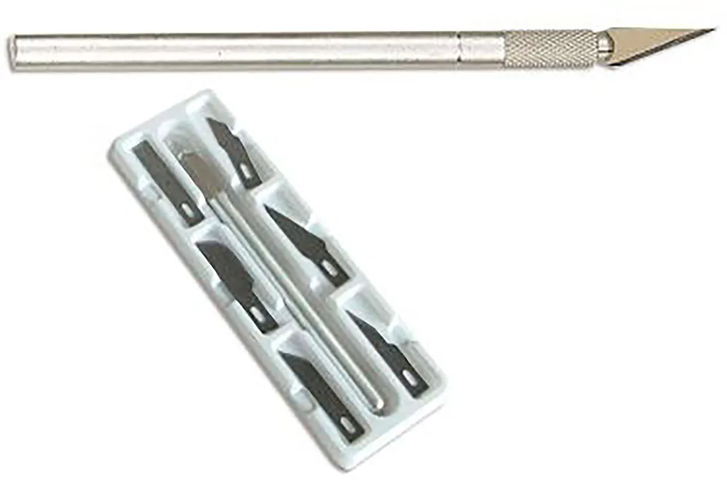 Cutter de précision 6 lames 